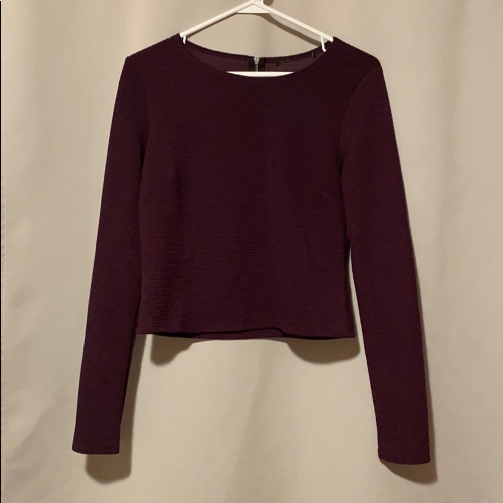 Ribbed long sleeve crop top